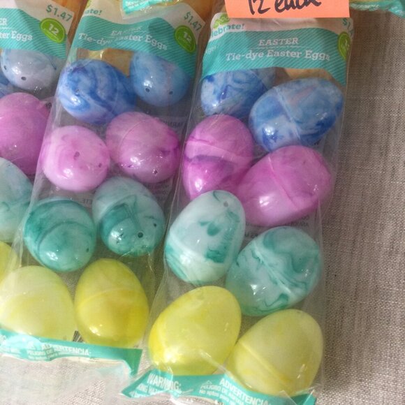 Lot of 8 Way to Celebrate Colorful Tie Dye Plastic Easter Eggs 12 Count Each - Picture 2 of 6